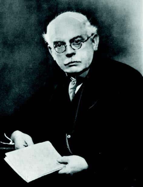 William Gamble (1864-1933), curatore del Penrose Annual